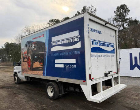 2023 Ford E-Series E-450 SD