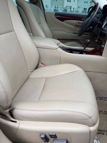 2007 Lexus LS 460