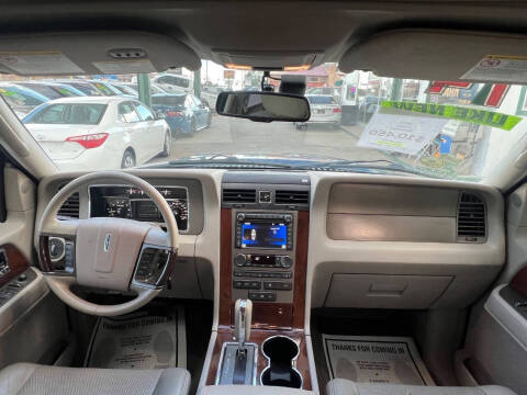 2014 Lincoln Navigator L