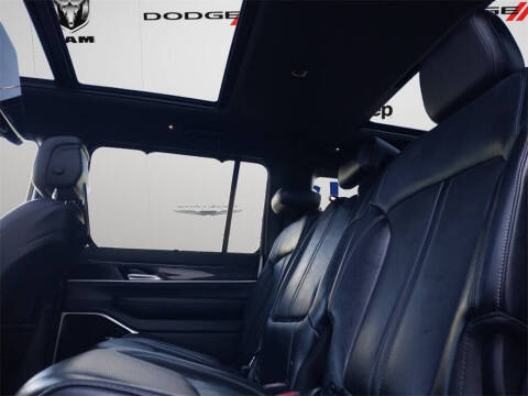 2022 Jeep Wagoneer Series III