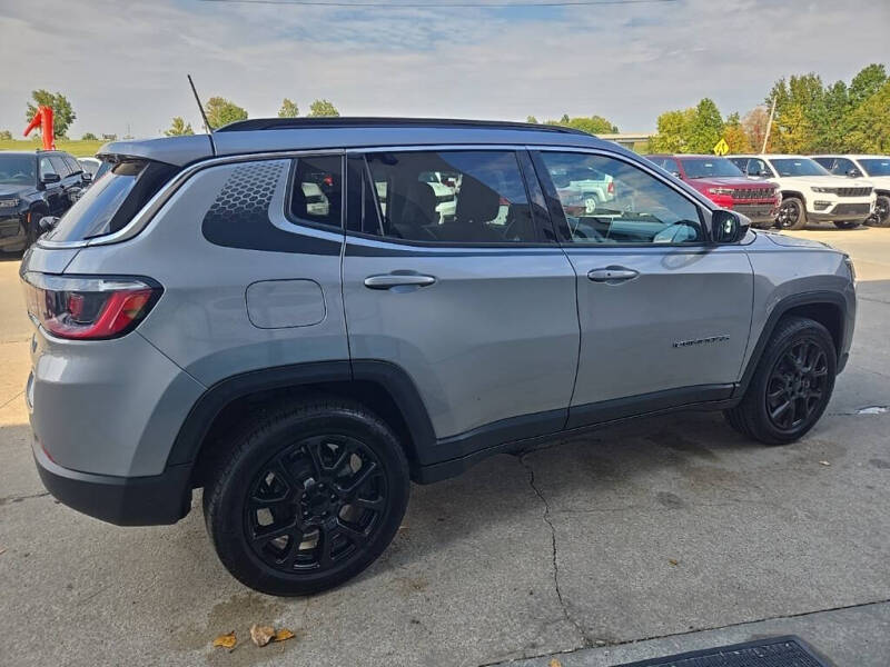 2022 Jeep Compass Latitude Lux