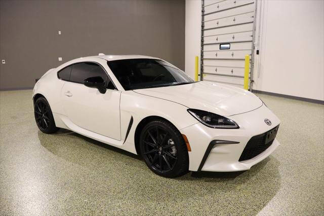 2024 Toyota GR86 Premium