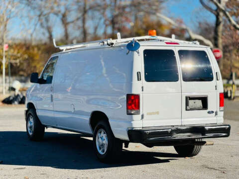 2014 Ford E-Series E-250