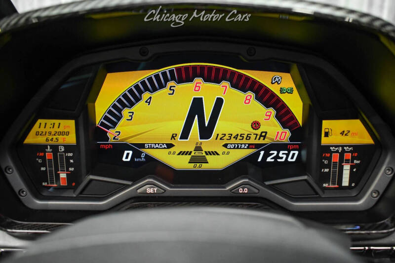 2016 Lamborghini Aventador LP 750-4 SV