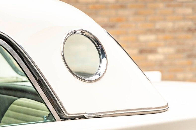 1957 Ford Thunderbird