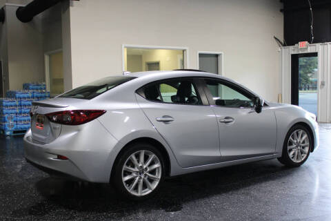 2017 Mazda MAZDA3 Touring