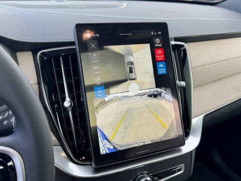 2026 Volvo XC90 T8 Plus 7P