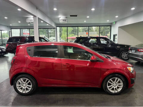2014 Chevrolet Sonic LT Manual