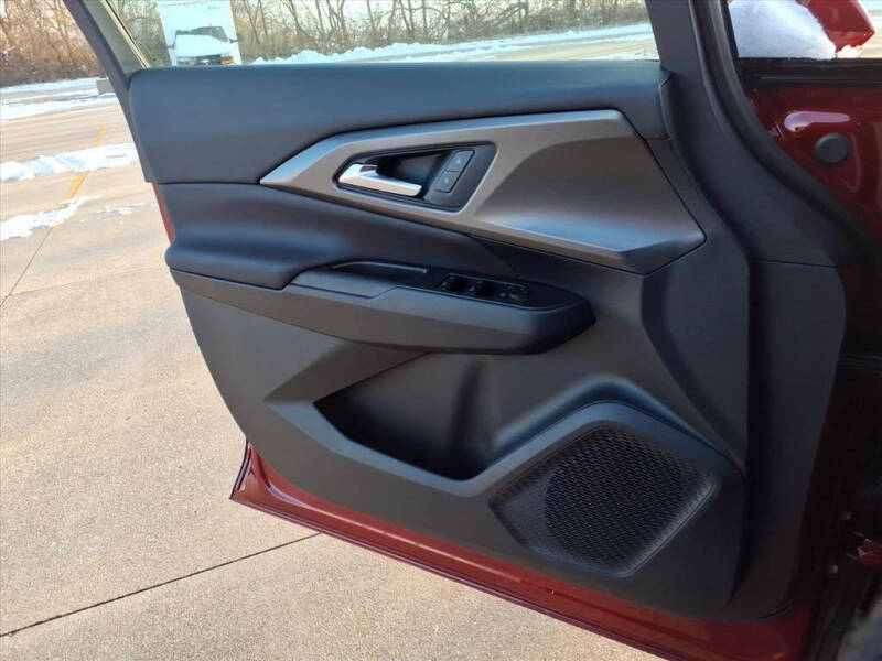 2026 Chevrolet Equinox EV LT 1