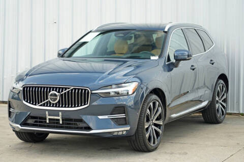 2023 Volvo XC60 B5 Ultimate Bright Theme