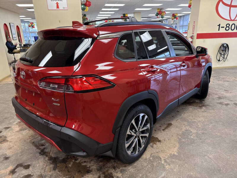 2022 Toyota Corolla Cross XLE