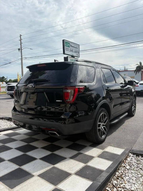 2016 Ford Explorer Sport