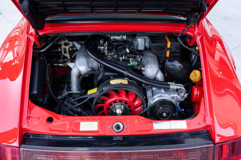 1990 Porsche 911 Carrera 2