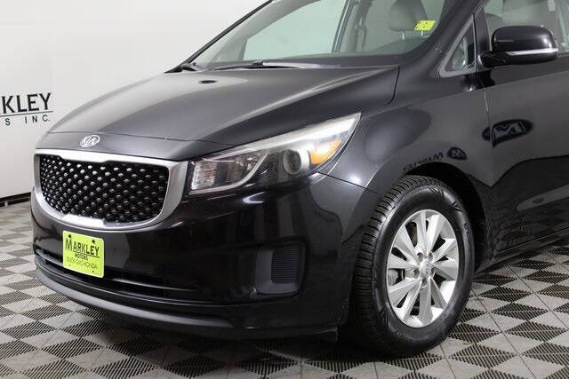 2015 Kia Sedona LX