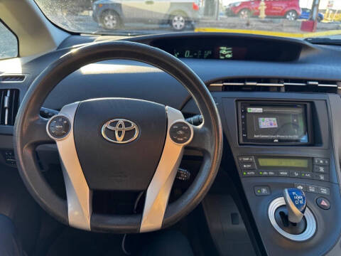 2011 Toyota Prius Two