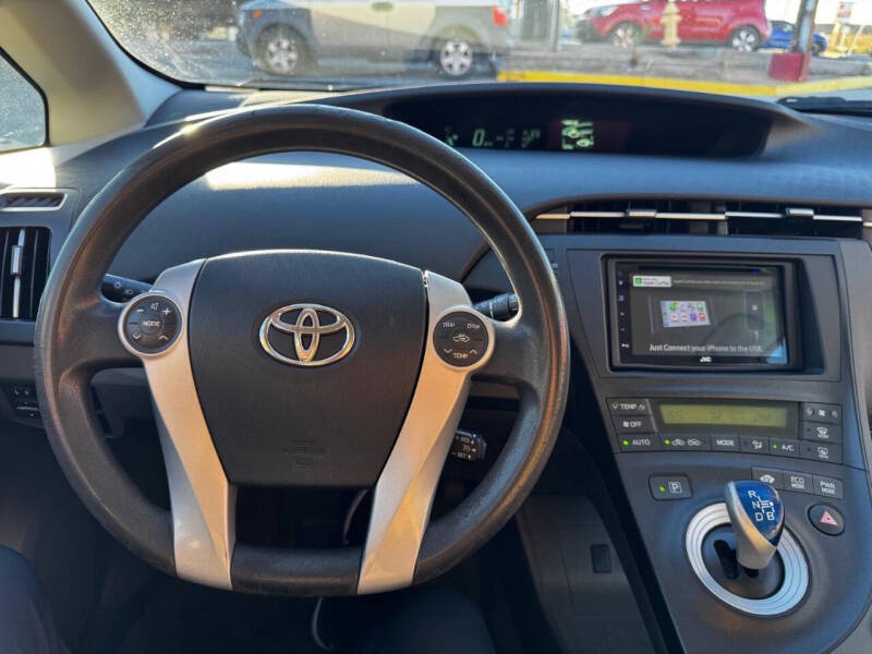 2011 Toyota Prius Two