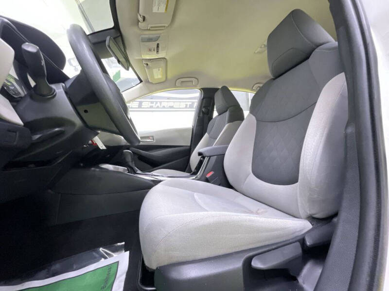 2020 Toyota Corolla LE