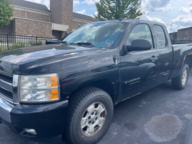 2011 Chevrolet Silverado 1500 for sale at ENZO AUTO in Parma, OH