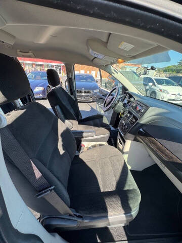 2016 Dodge Grand Caravan SE
