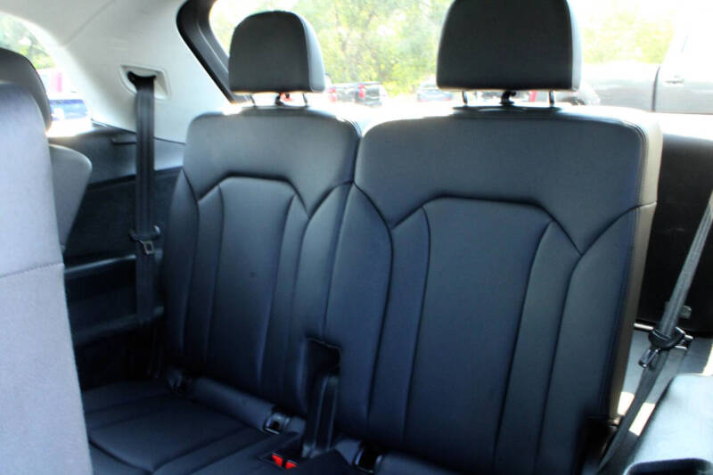 2022 Audi Q7 quattro Premium Plus 55 TFSI