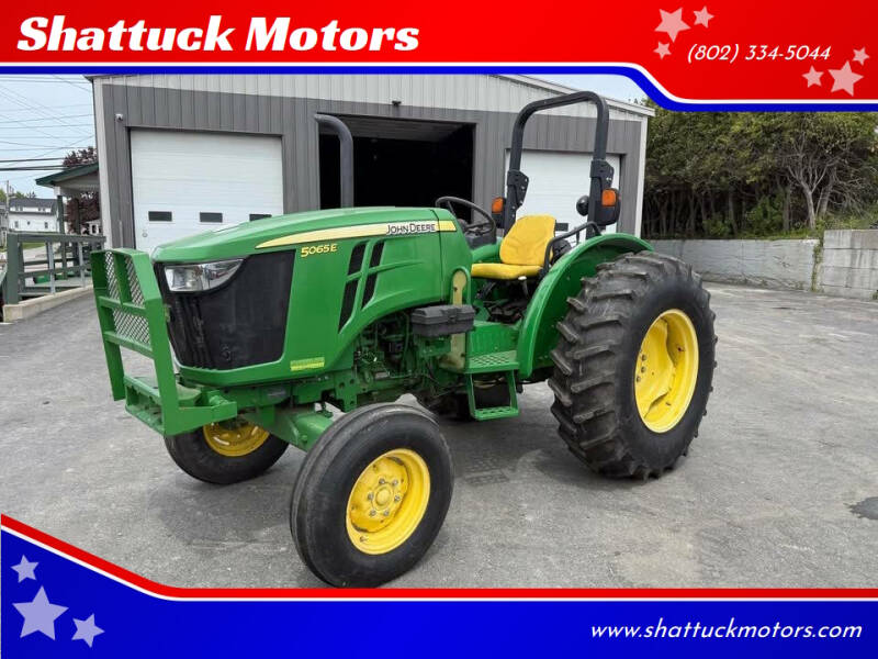 2016 John Deere 5065e