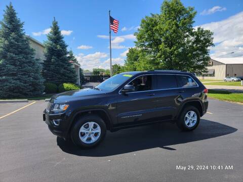 2016 Jeep Grand Cherokee for sale at Ideal Auto Sales, Inc. in Waukesha WI