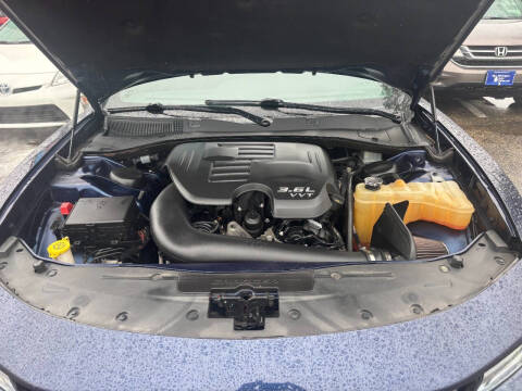 2017 Dodge Charger SXT