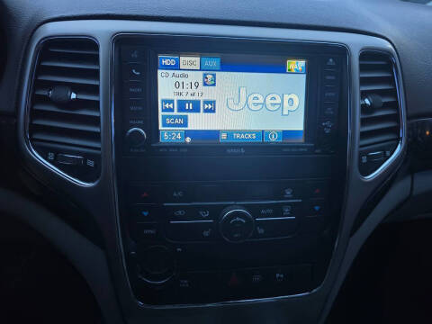 2011 Jeep Grand Cherokee Laredo X