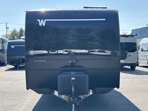 2026 Winnebago Thrive