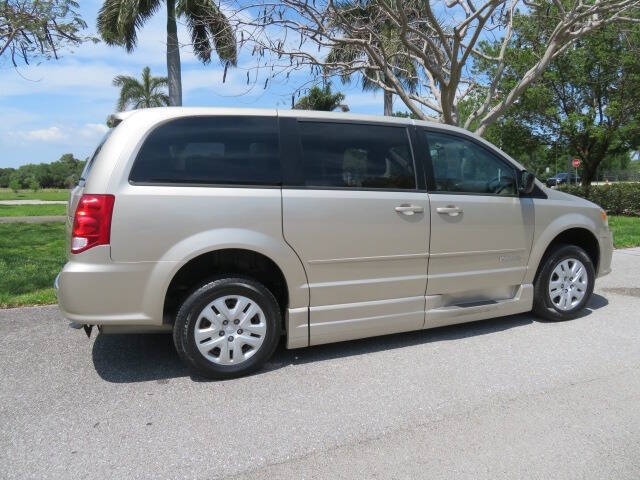 2013 Dodge Grand Caravan SE