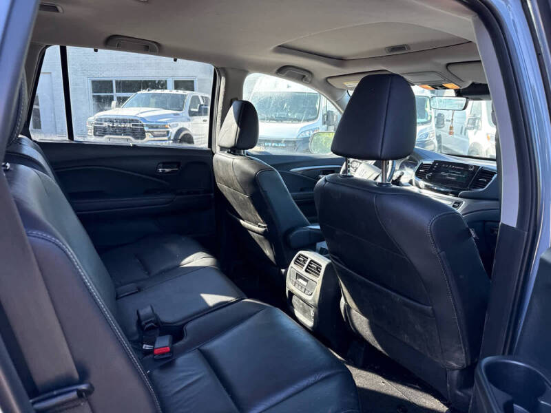 2022 Honda Pilot SE