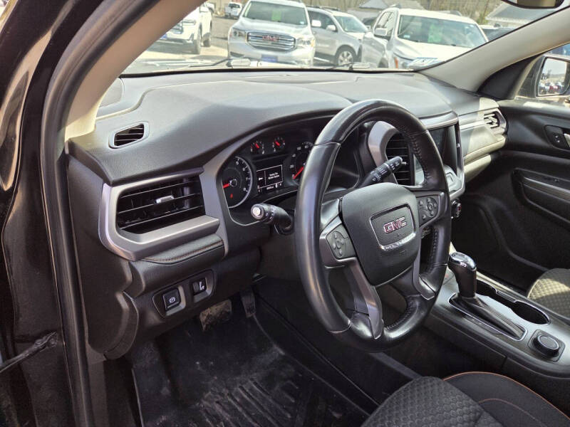 2018 GMC Acadia SLE-2