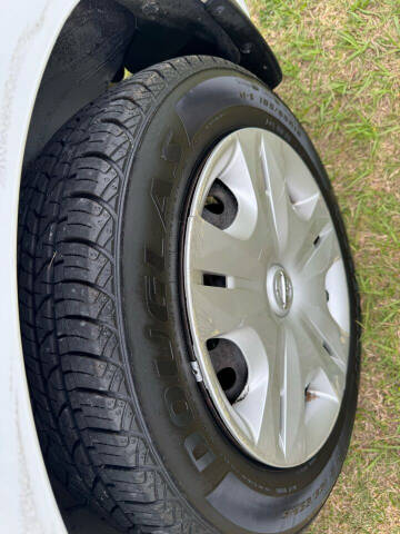 2011 Nissan Versa 1.8 S