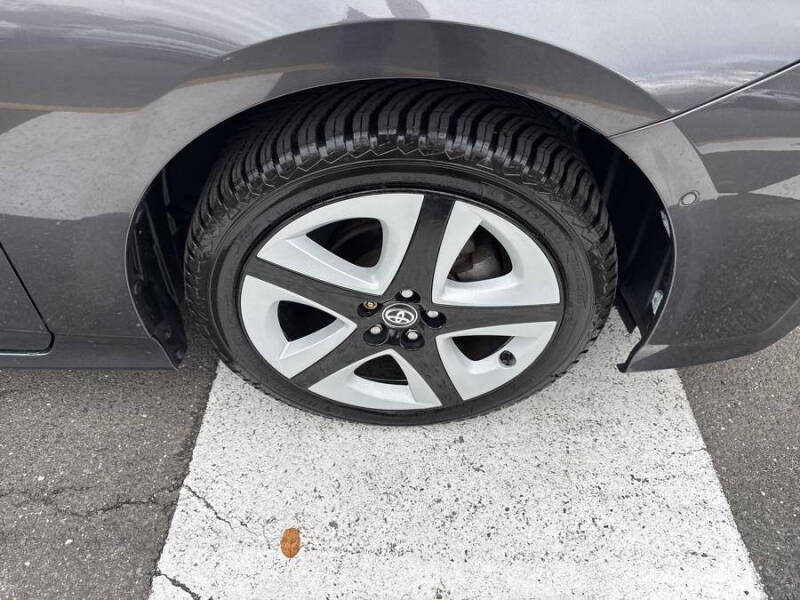 2017 Toyota Prius Four Touring