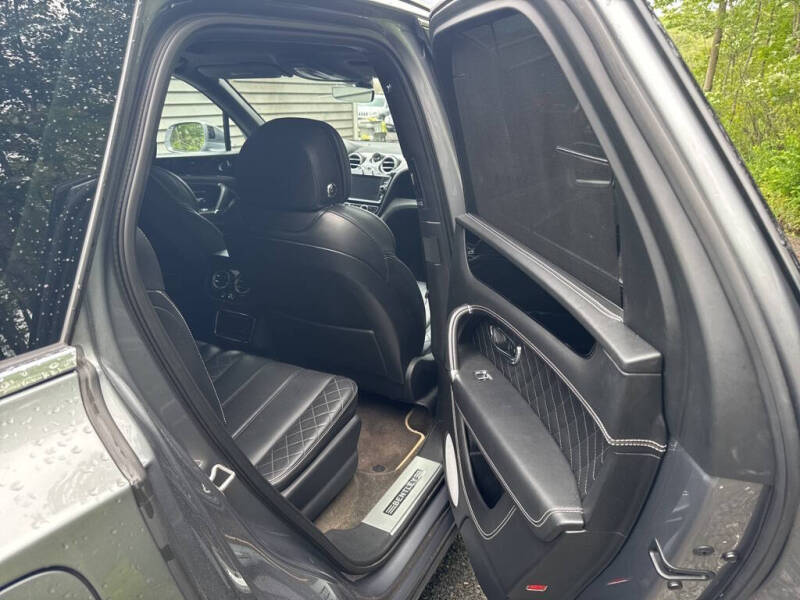 2018 Bentley Bentayga W12 Signature Edition