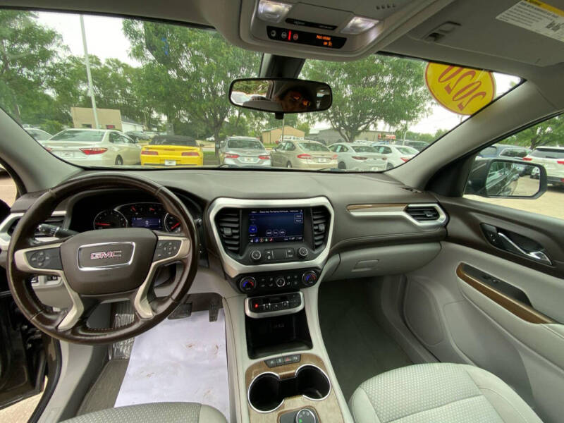 2020 GMC Acadia SLE