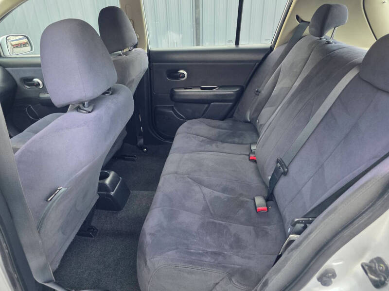 2008 Nissan Versa 1.8 S