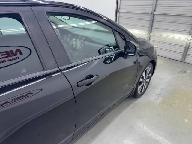 2020 Nissan Versa SR