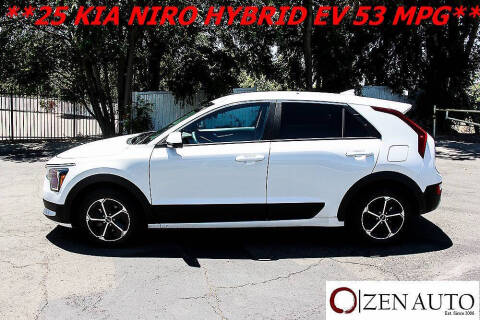 2025 Kia Niro LX