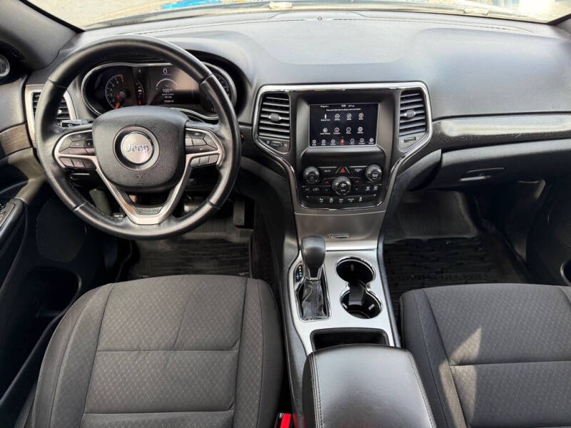 2018 Jeep Grand Cherokee Laredo