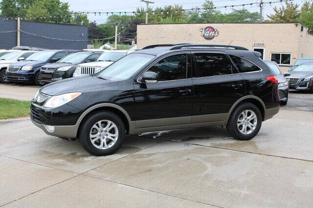 2011 Hyundai Veracruz for sale at Van's Used Cars in Saint Clair Shores MI