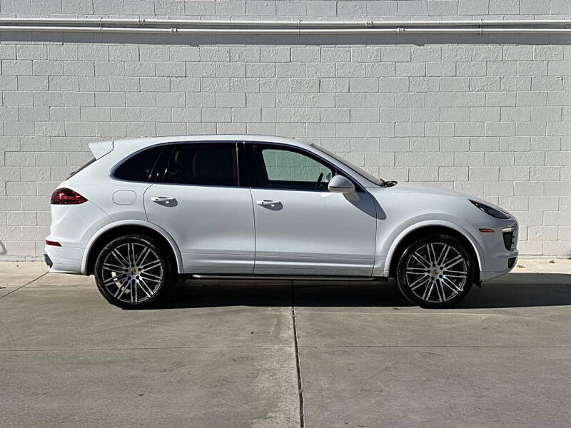 2017 Porsche Cayenne S
