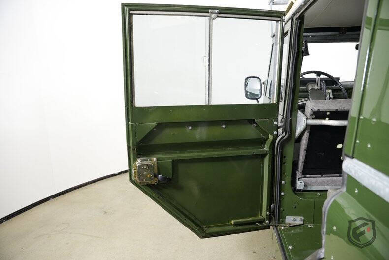 1961 Land Rover Series II 109