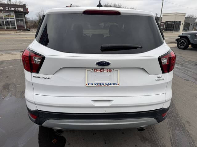 2019 Ford Escape SE photo 5