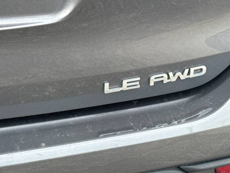 2020 Toyota Highlander LE