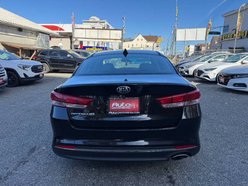 2016 Kia Optima LX photo 5