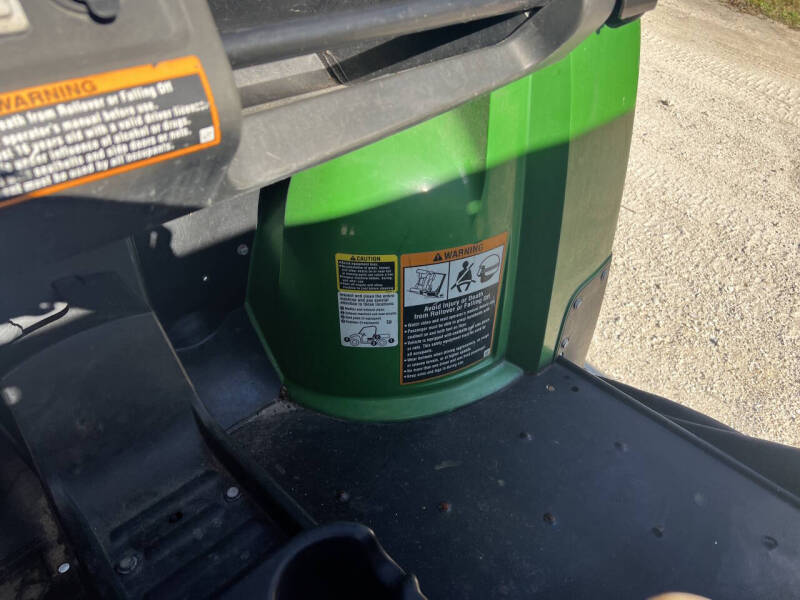 2019 John Deere Gator HPX815E