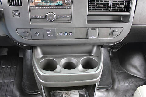 2025 GMC Savana 2500