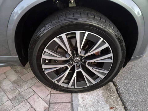 2020 Volvo XC90 T5 Momentum