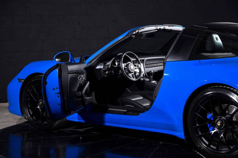 2017 Porsche 911 Targa 4 GTS